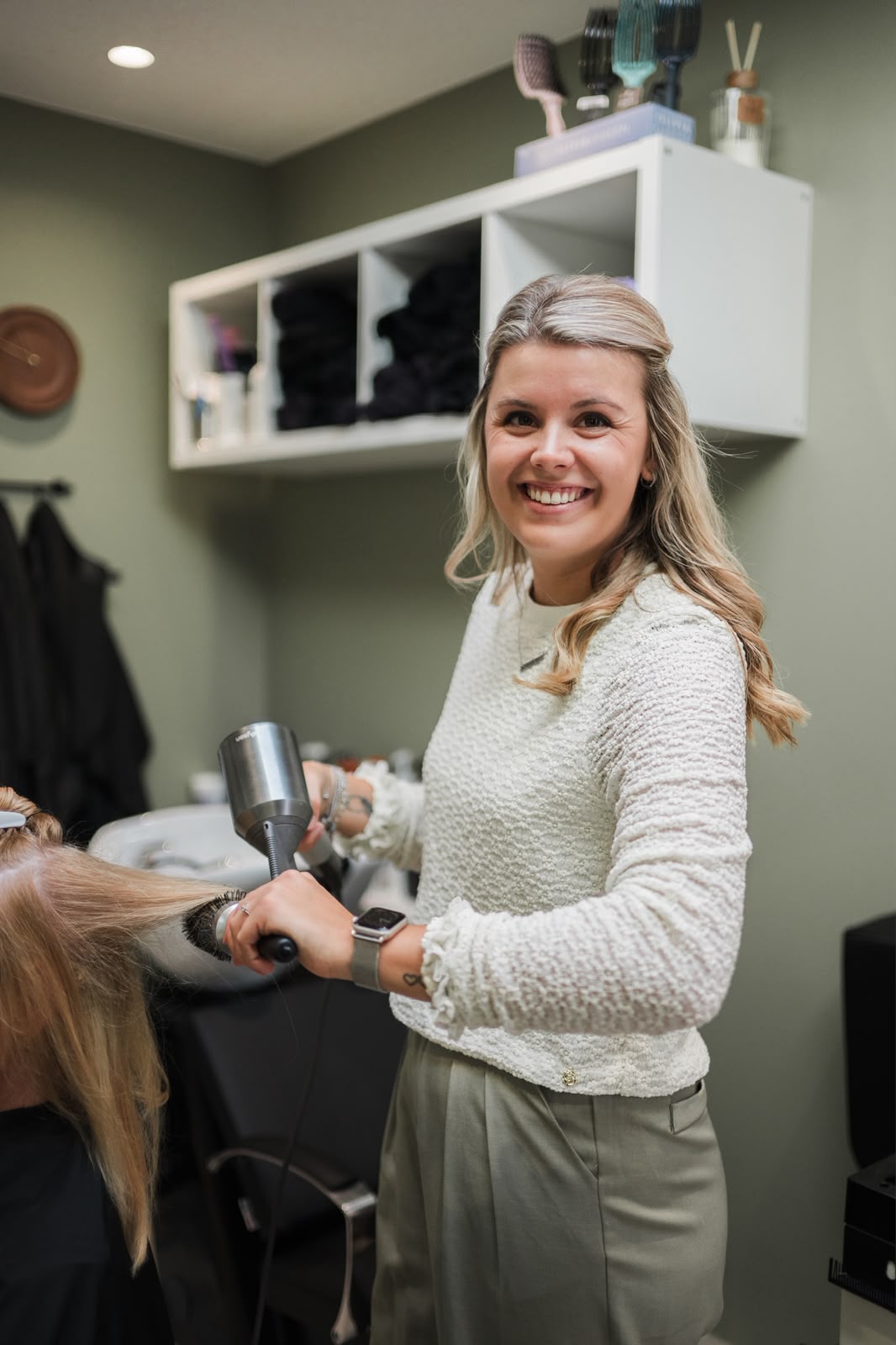 Talisha in de salon